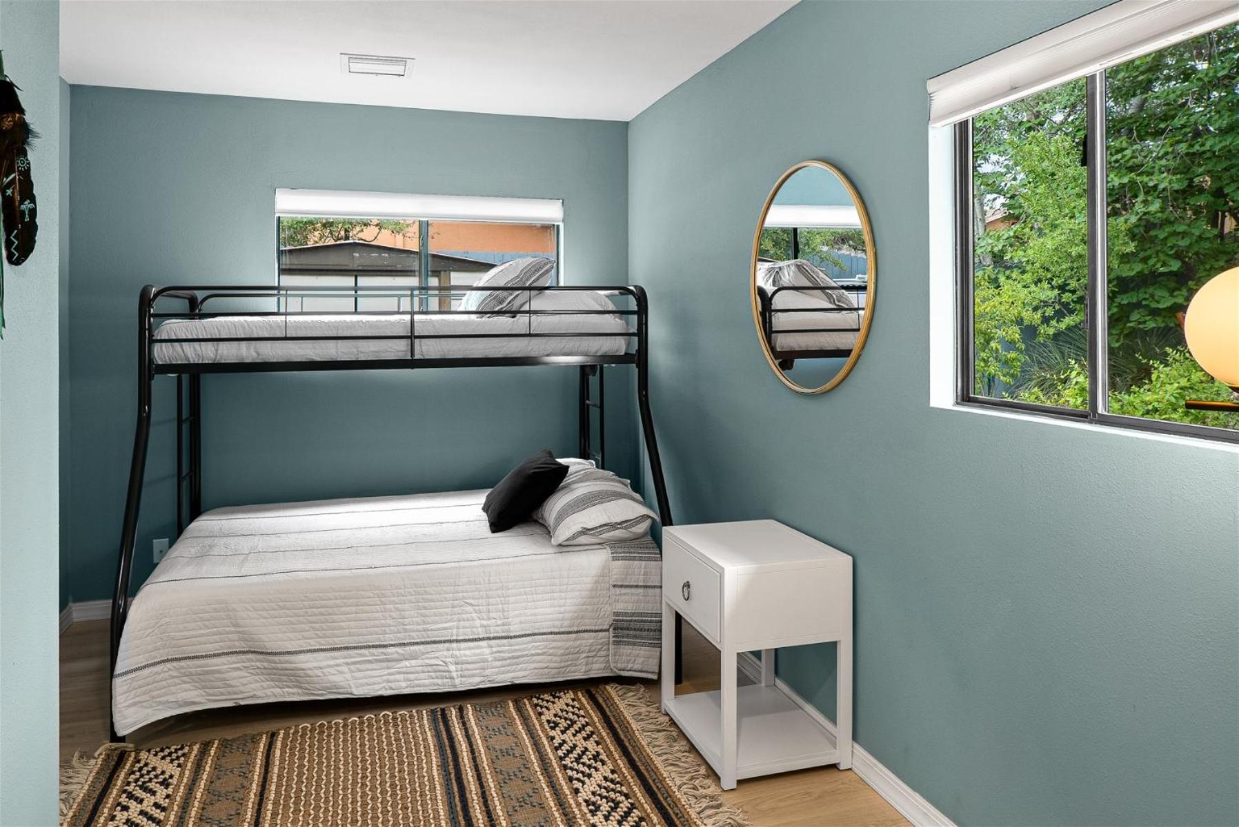 Spacious W Sedona 4 Bedroom Contemporary House! Exterior photo